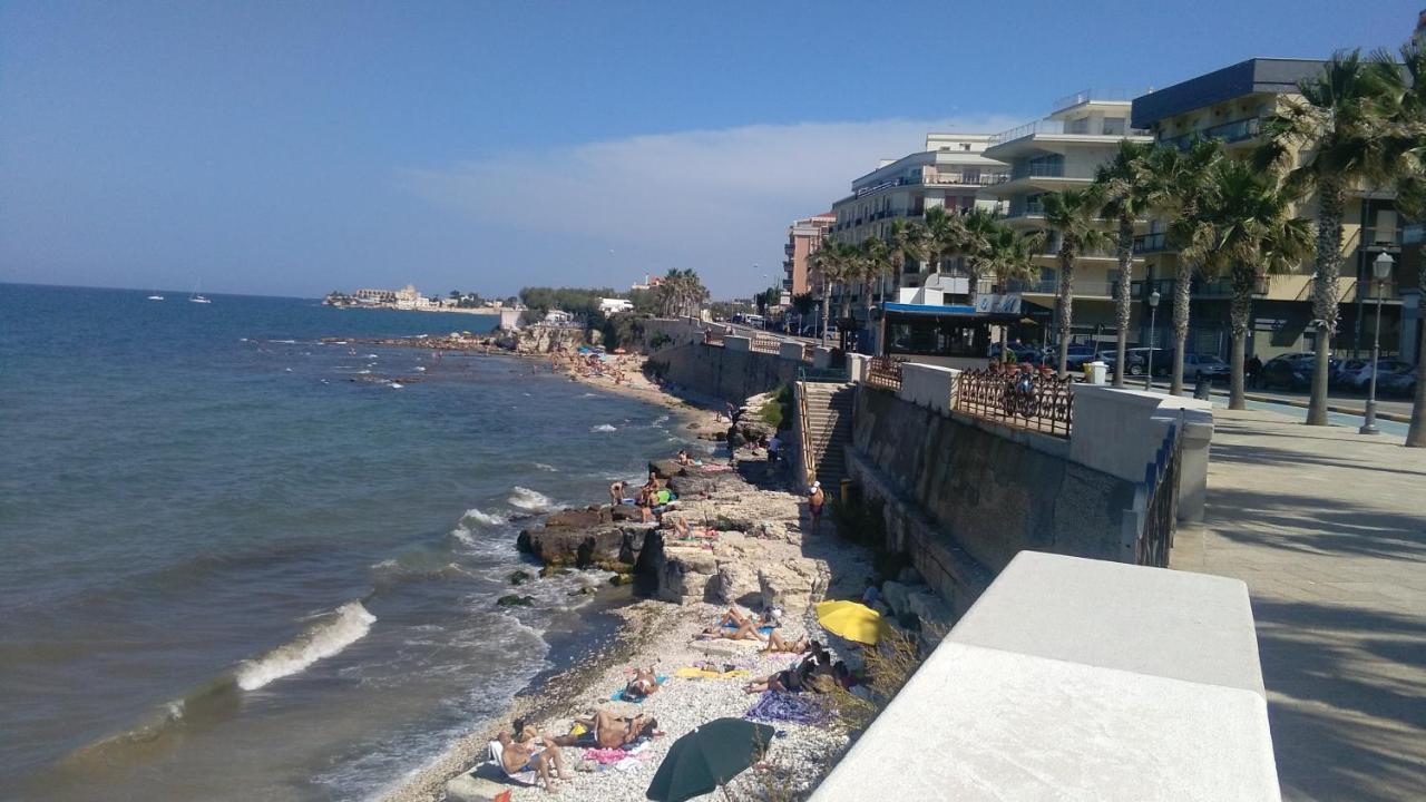 Antico Molino Bed and Breakfast Trani Buitenkant foto